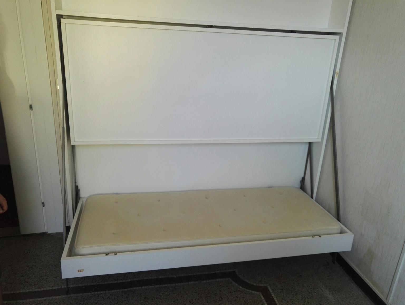 Usato Letto / Camere da letto usate, lettti matrimoniali e altro.