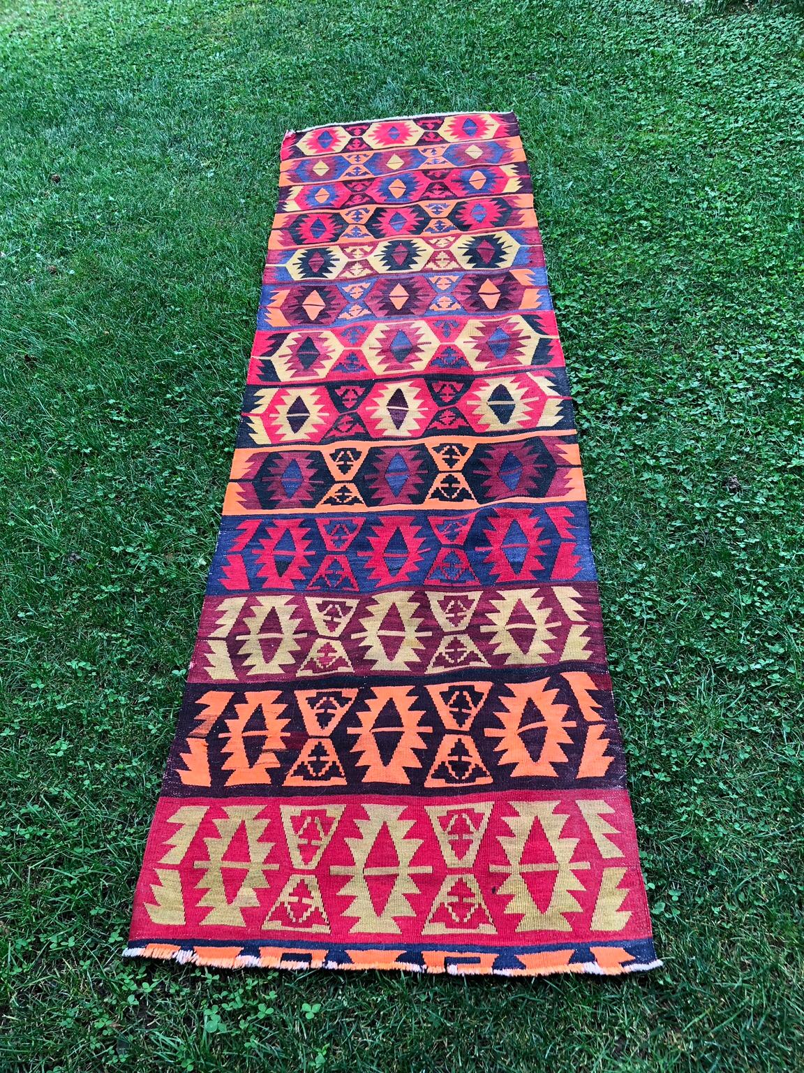 Tappeto Kilim antico in 22037 Proserpio for €590.00 for sale Shpock