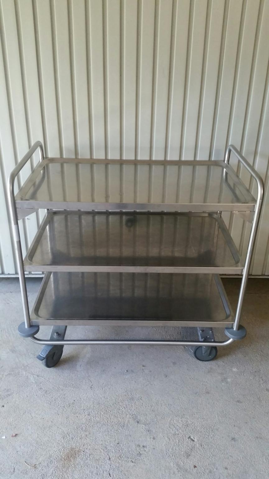 BLANCO SERVIERWAGEN in 70619 Stuttgart for €299.99 for sale Shpock