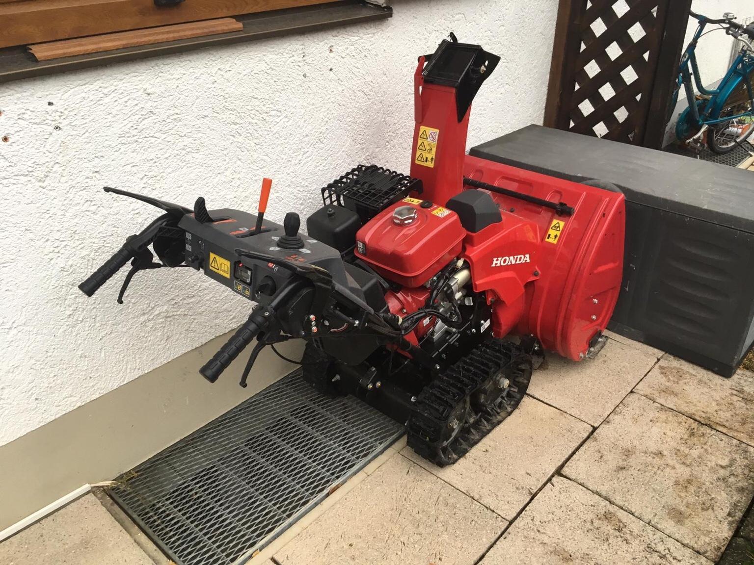 Honda Schneefräse HSS970A ETD mit Raupenantr. in 83339 Chieming for €