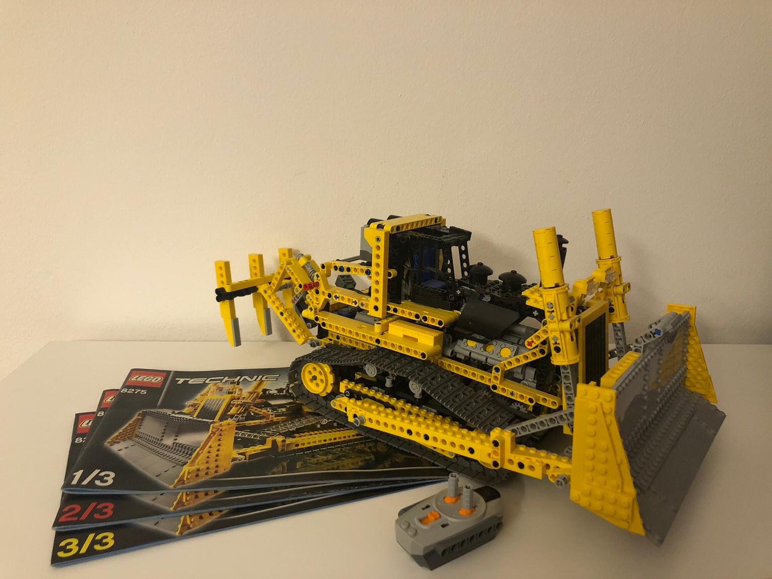 Lego Technic 8275 Bulldozer in 6700 Bludenz for €190.00