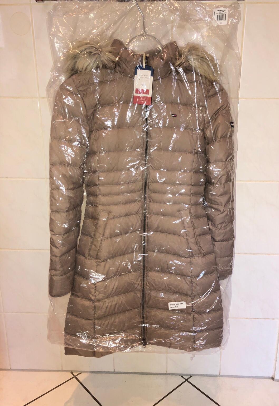 Tommy Hilfiger Damen Daunenmantel XS/34 Neu in 69469 Weinheim für 179,00 € zum Verkauf Shpock DE