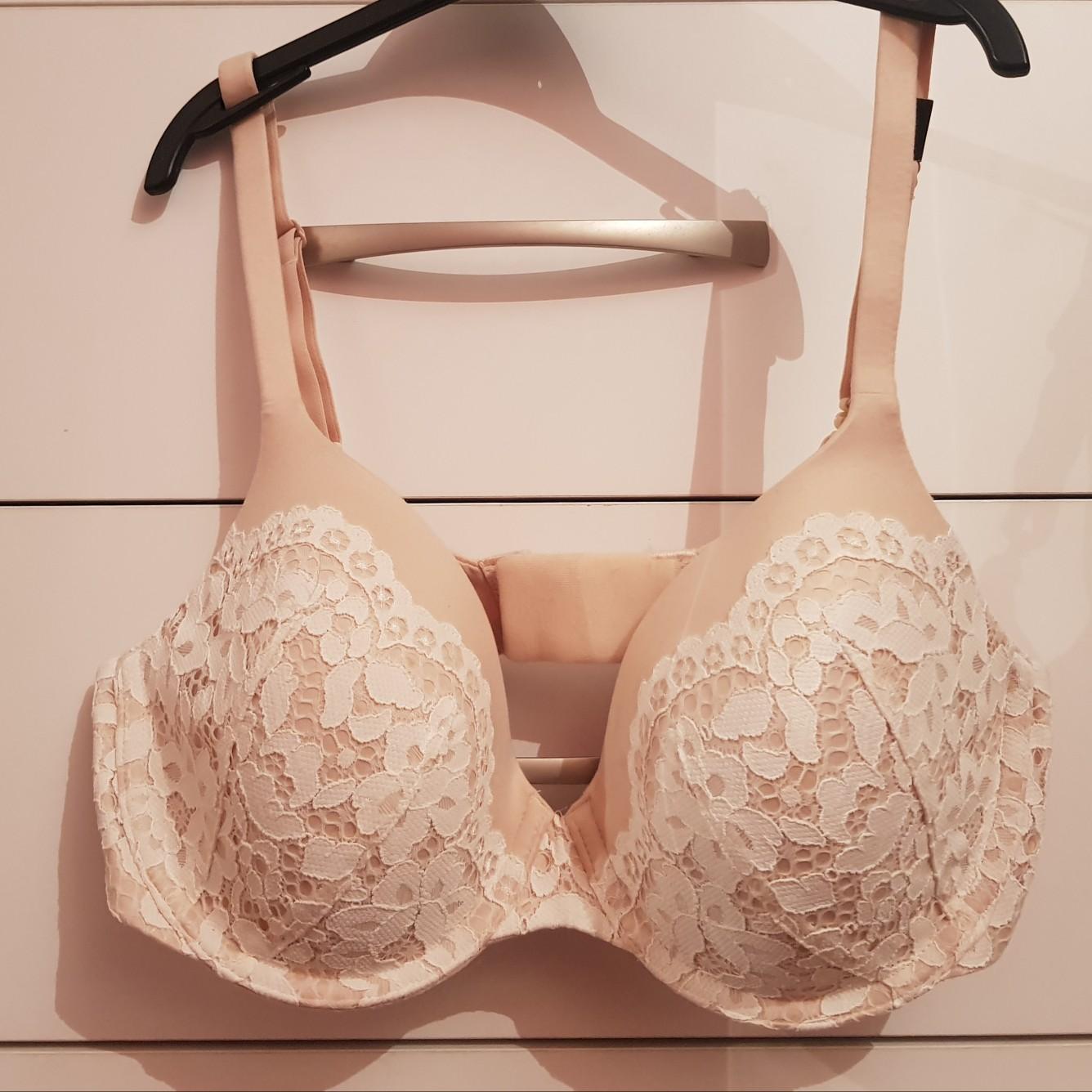 Victoria's Secret Bra > Size 34D in B14 Birmingham for £10.00 for
