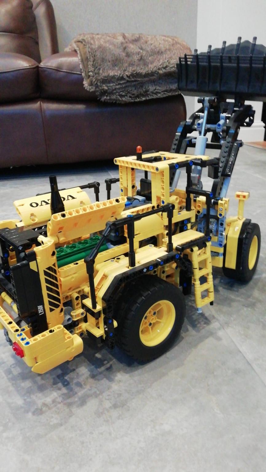 RC Lego technic Volvo bucket loader in S41 Chesterfield