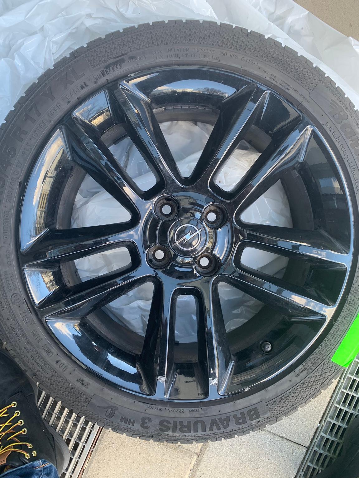 Original Opel Corsa D Alufelgen 17 Zoll in 70565 Fasanenhof für 450,00
