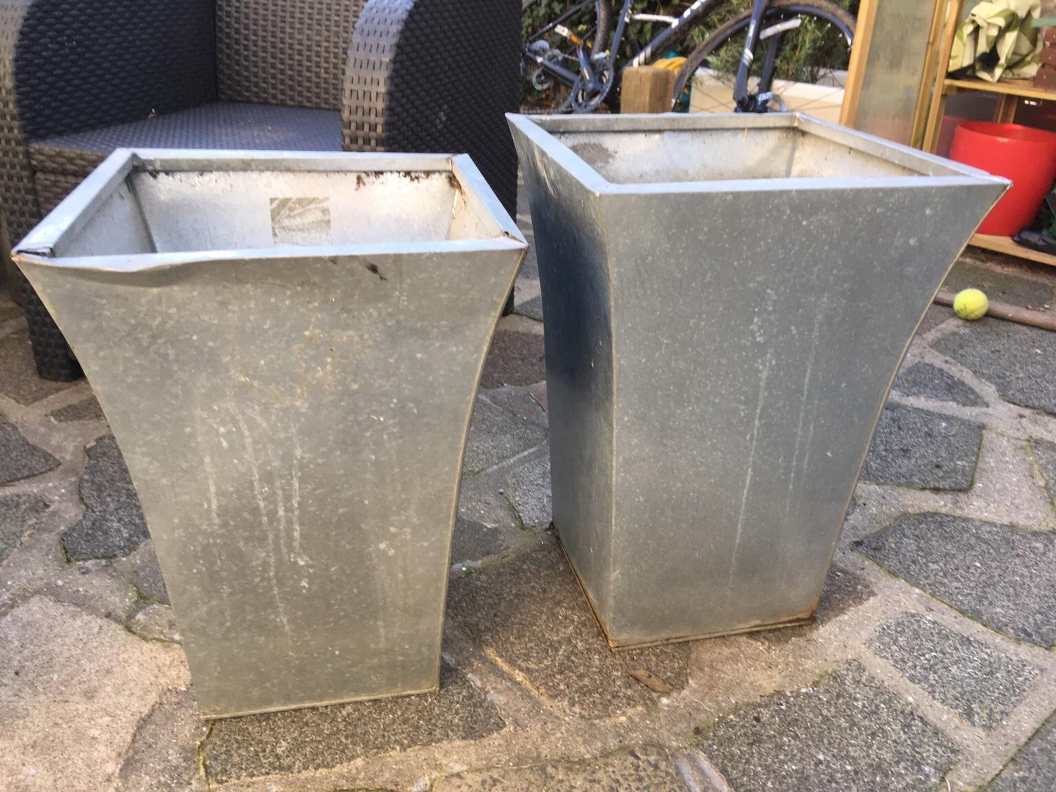 Tall fluted galvanised metal garden planters in CR8 London for £10.00
