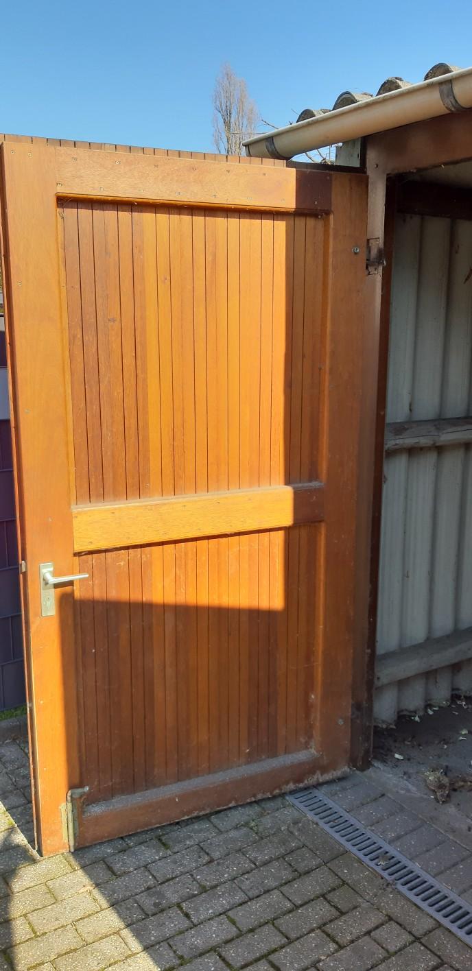 Garagentor Holz Zweifluegelig Selber Bauen betonoptik auf holz selber