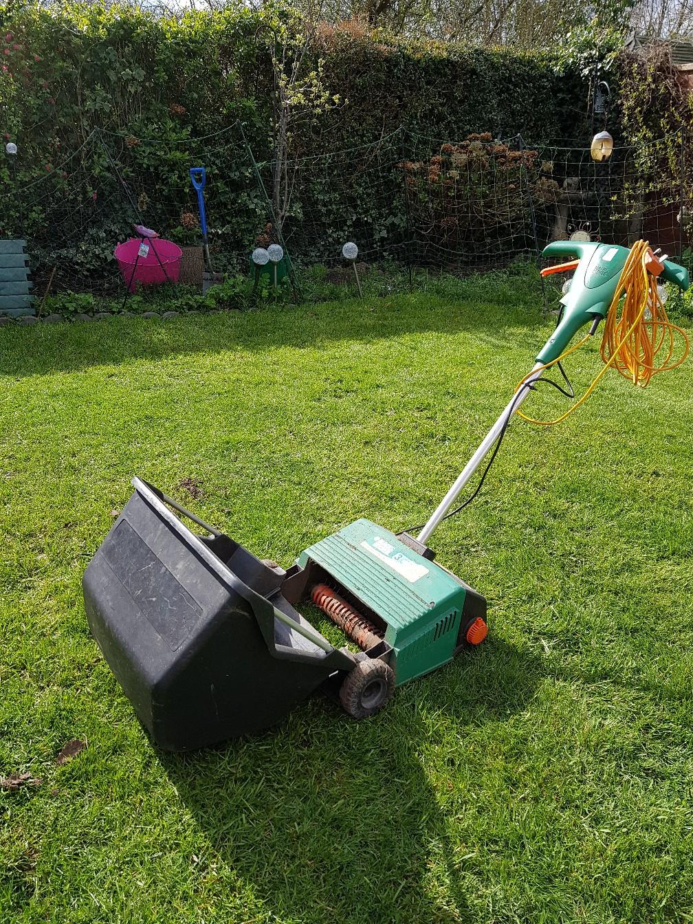 Electric Lawn scarifier or rake in North West Leicestershire for £10.00