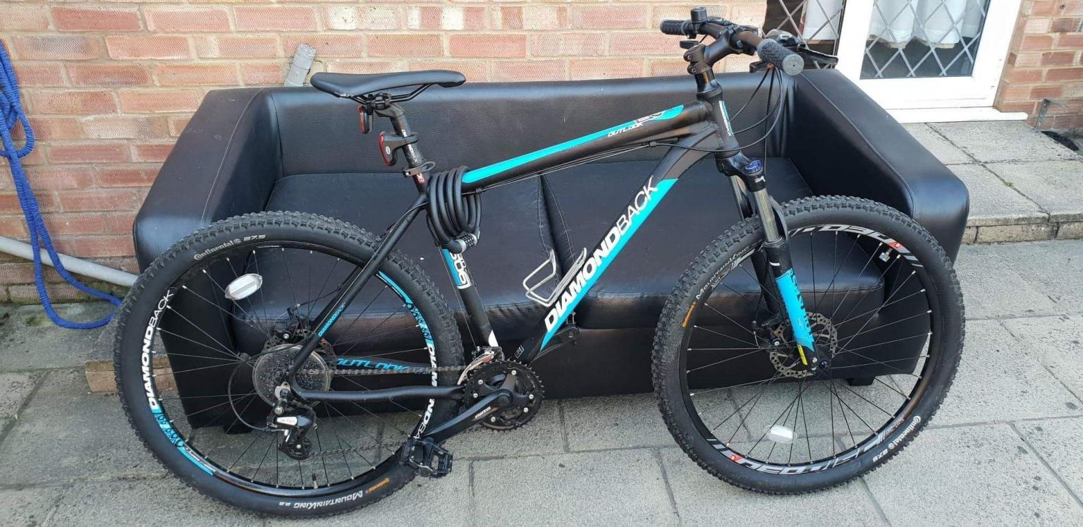 DIAMONDBACK 27.5 HARDTAIL MOUNTAIN BIKE IN BL in AL10 Hatfield for £185