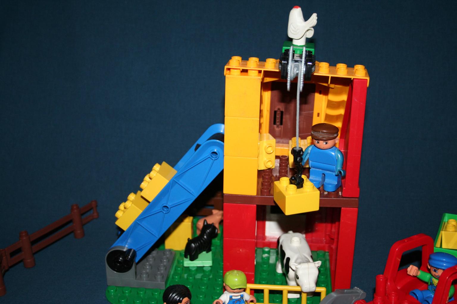 Lego Duplo Bauernhof Tiere Traktor in 5280 Braunau am Inn für € 38,00