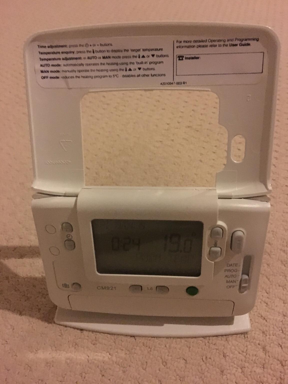 Honeywell CM921 thermostat in BL1 Bolton for £35.00 for sale | Shpock