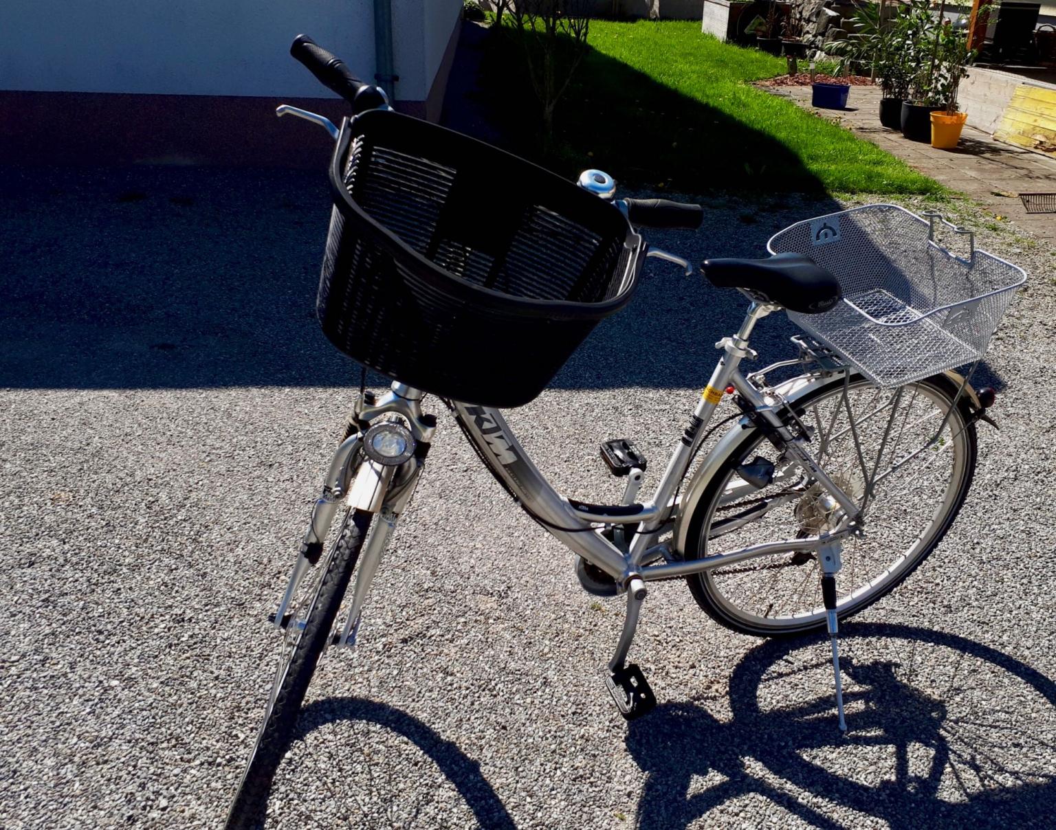 KTM Damenfahrrad in 6834 Übersaxen für € 210,00 zum Verkauf Shpock AT