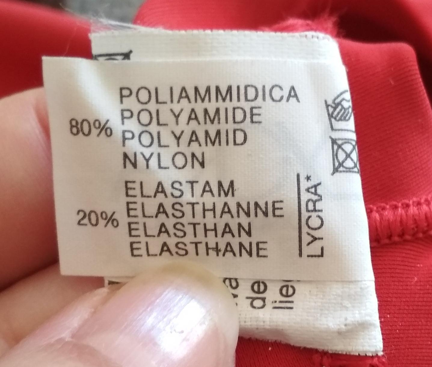 Rote Damen Fahrradhose Größe M von Lycra in 85077 Manching for €10.00