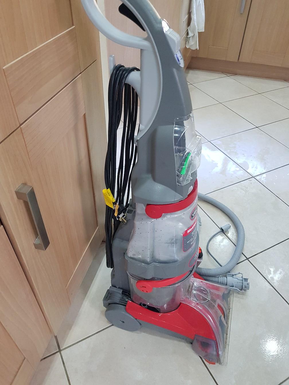 Vax Dual V Upright Carpet Washer in London for £35.00 for sale Shpock