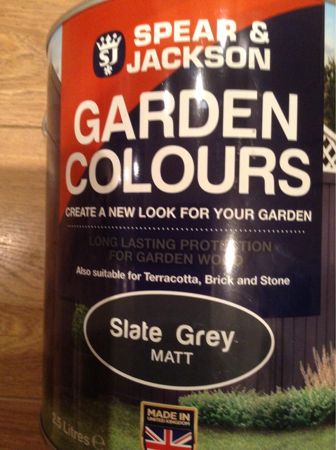 Garden paint in L36 Knowsley for £6.00 for sale Shpock