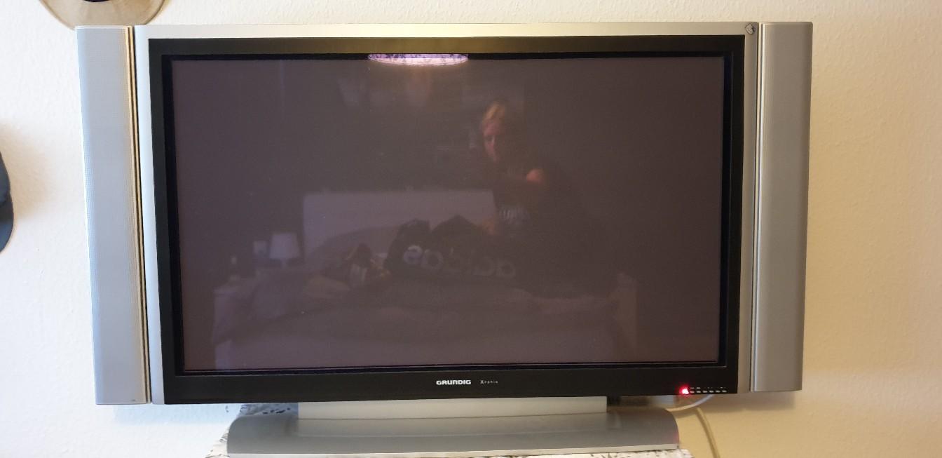 Grundig Xephia Plasma Fernseh 42 Zoll in 67307 Göllheim für 40,00 € zum
