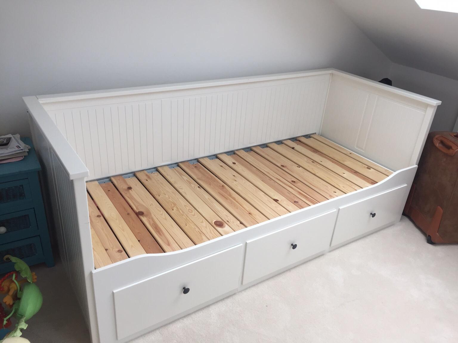Ikea Hemnes daybed in SW17 Wandsworth for £100.00 for sale Shpock