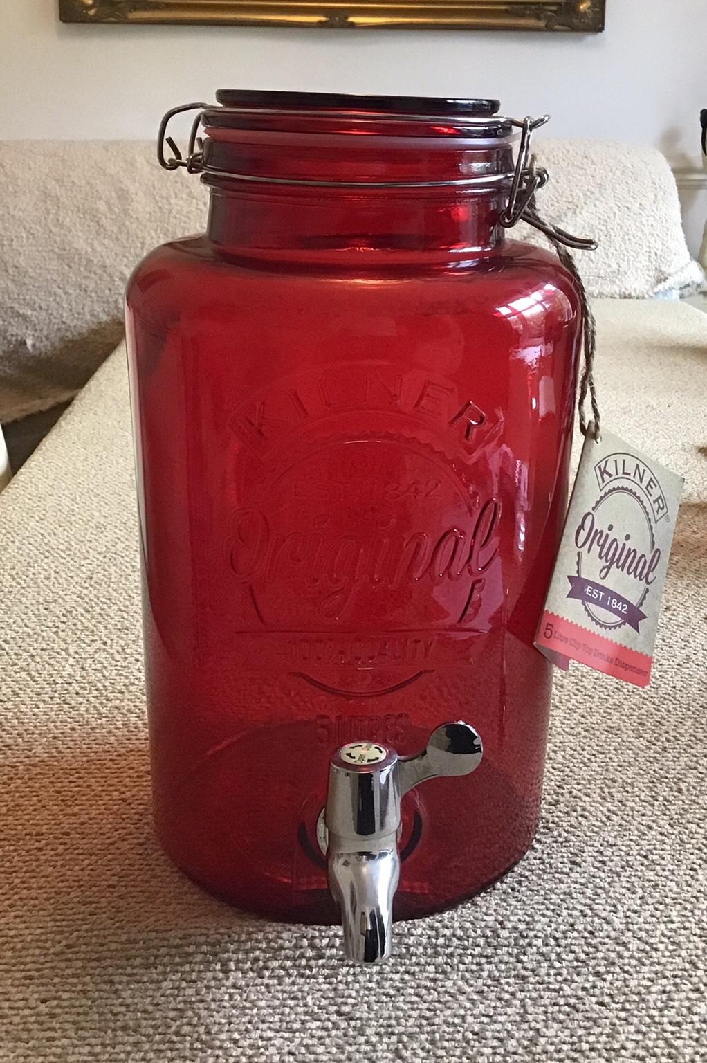 Red 5 Litre Kilner original drinks dispenser, in S40 Chesterfield for £