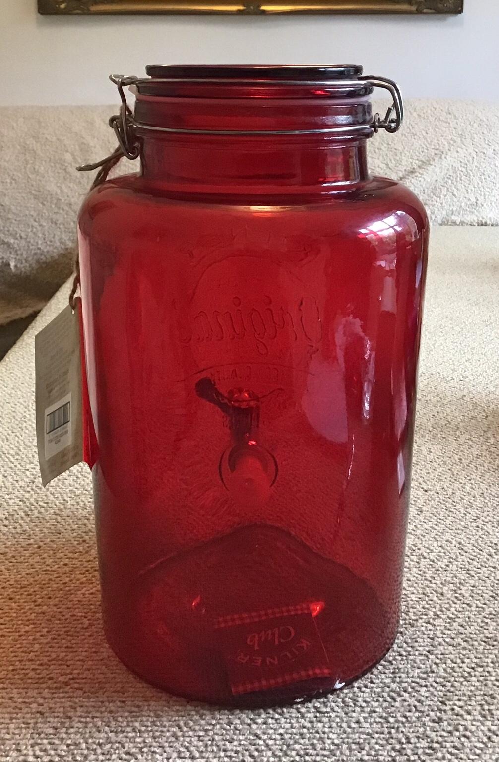 Red 5 Litre Kilner original drinks dispenser, in S40 Chesterfield for £