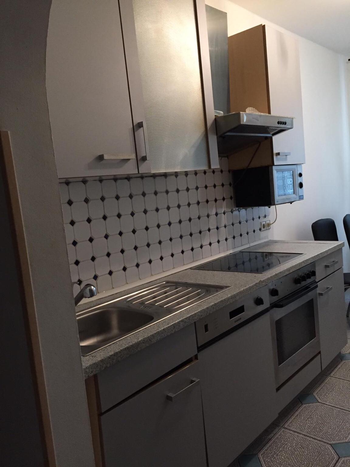 Gebrauchte Küche mit Geräte in 1110 Wien für € 100,00 zum Verkauf