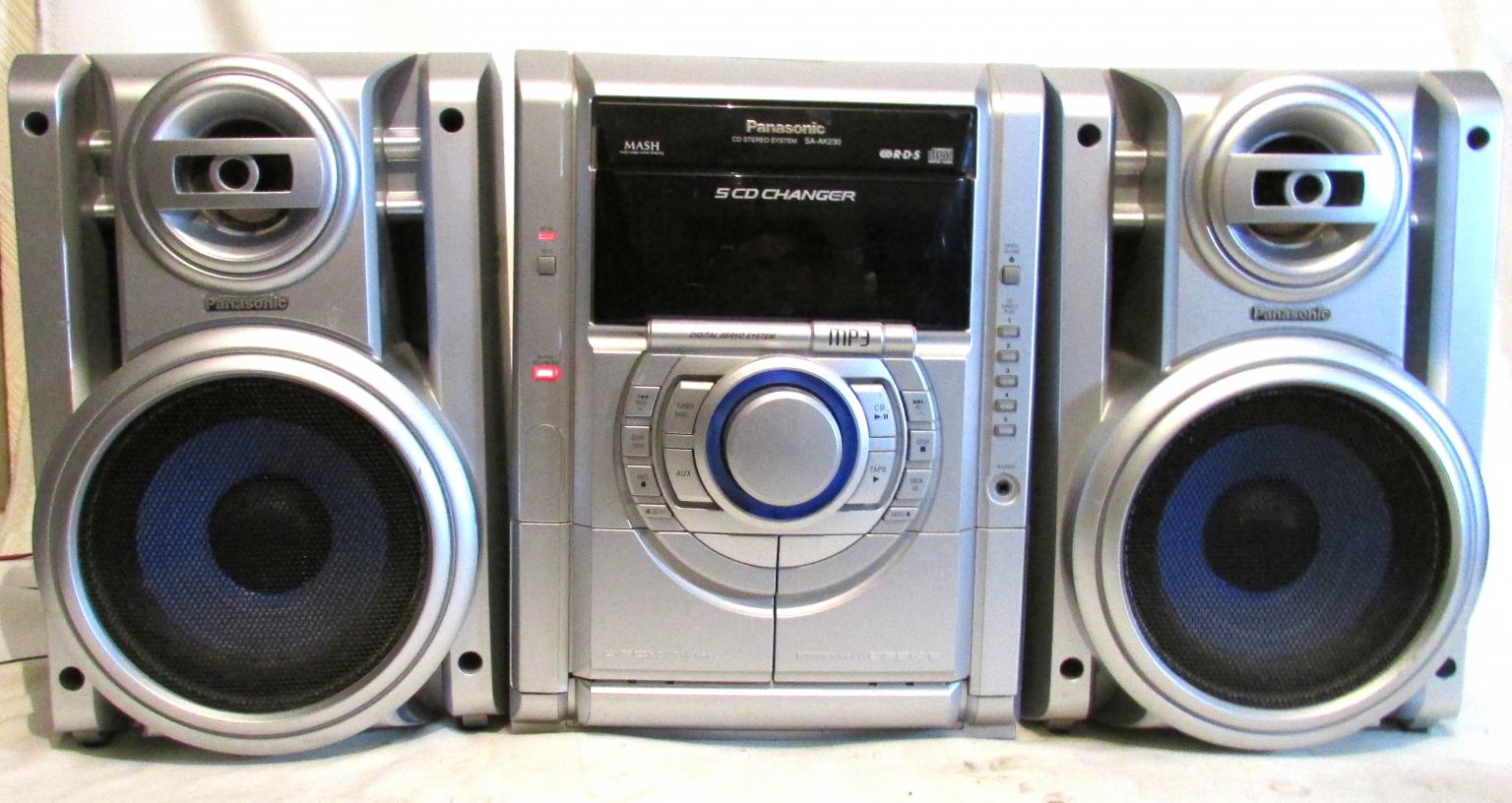 Panasonic Hi-Fi CD STEREO 5 CD changer in B24 Birmingham for £40.00 for