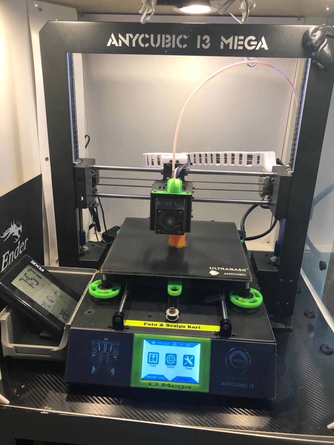 3D Drucker Anycubic mit viel Zubehör in 9854 Malta für €