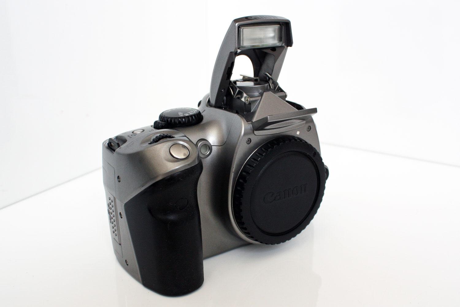 Digitale Spiegelreflexkamera Canon EOS 300D in 6063 Rum für € 59,00 zum