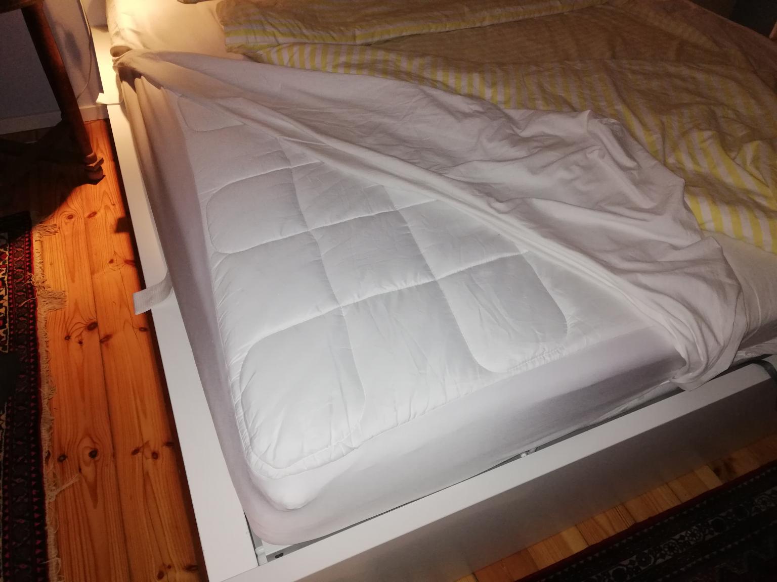 Ikea Malm Bett Bettkasten 180x200 weiß in 10629 Berlin für 450,00 € zum