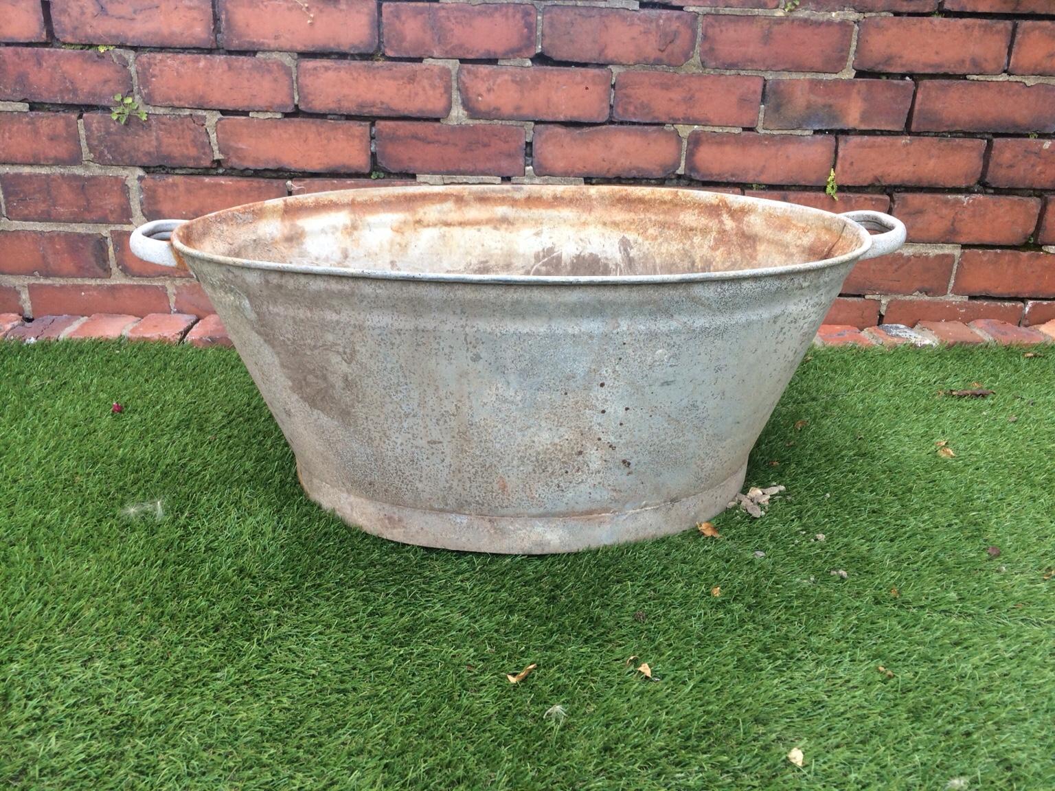Vintage metal tin bath in NP20 Newport for £35.00 for sale Shpock
