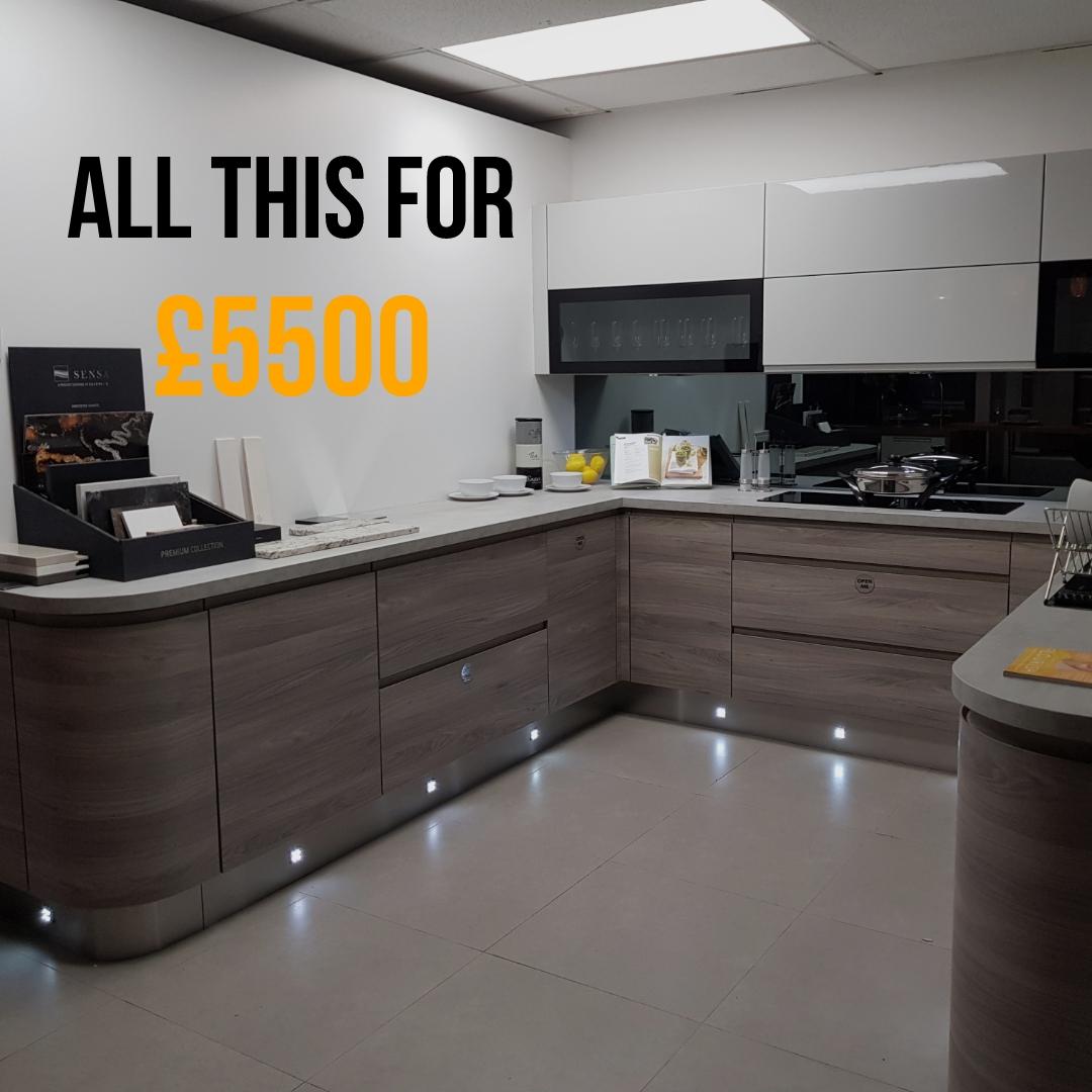 Ex Display Kitchen Sale in SM6 London for £5,500.00 for sale Shpock