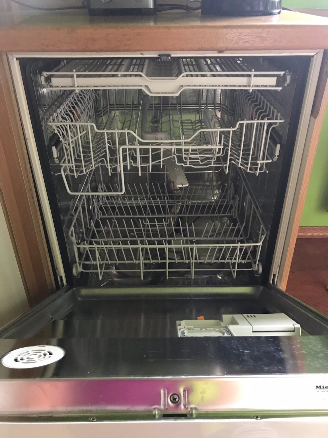 Geschirrspüler Miele g 646 sci plus in 3300 Amstetten für € 120,00 zum