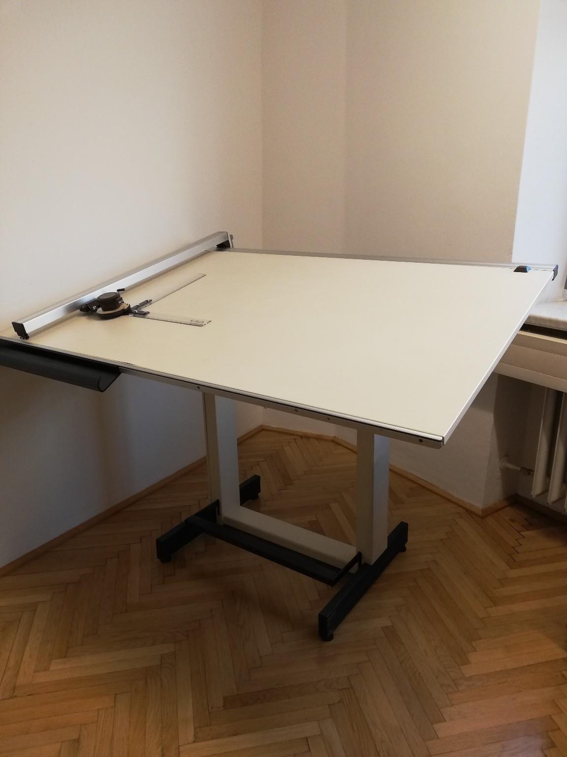 zeichentisch zeichenmaschine in 9020 Klagenfurt für gratis zum Verkauf