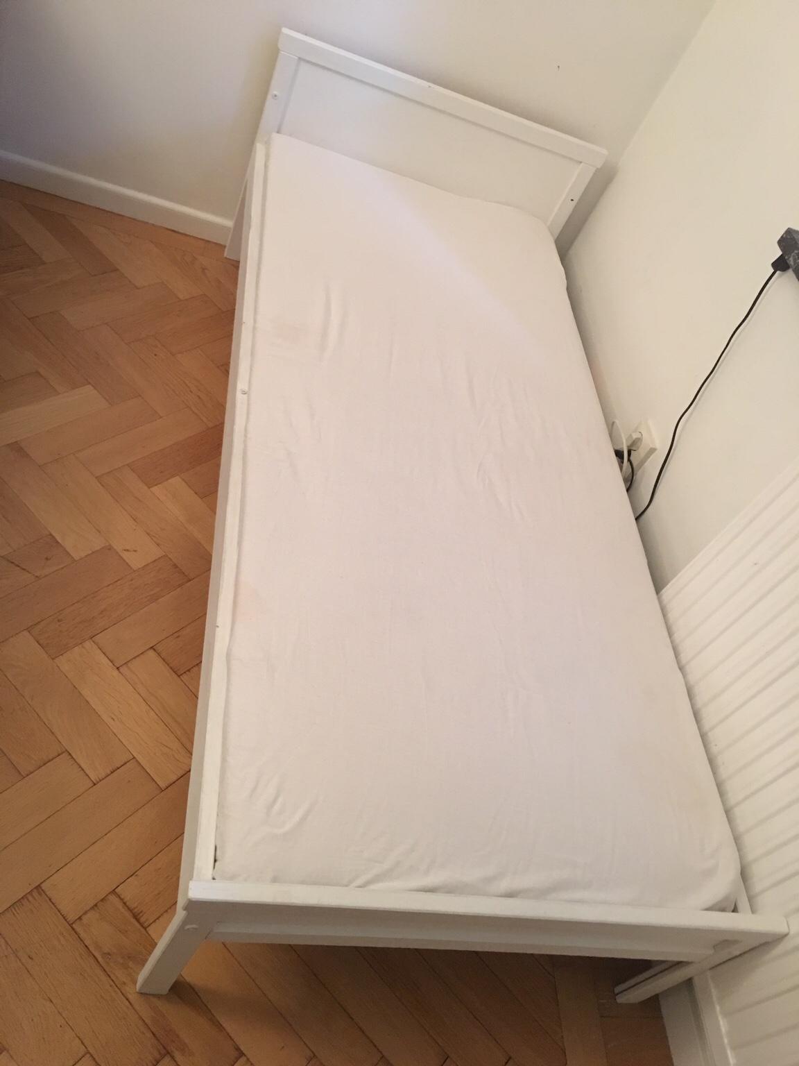 Barnsäng Vid Säng Säng / barnsäng med madrass in 41654 for SEK 50.00 for sale