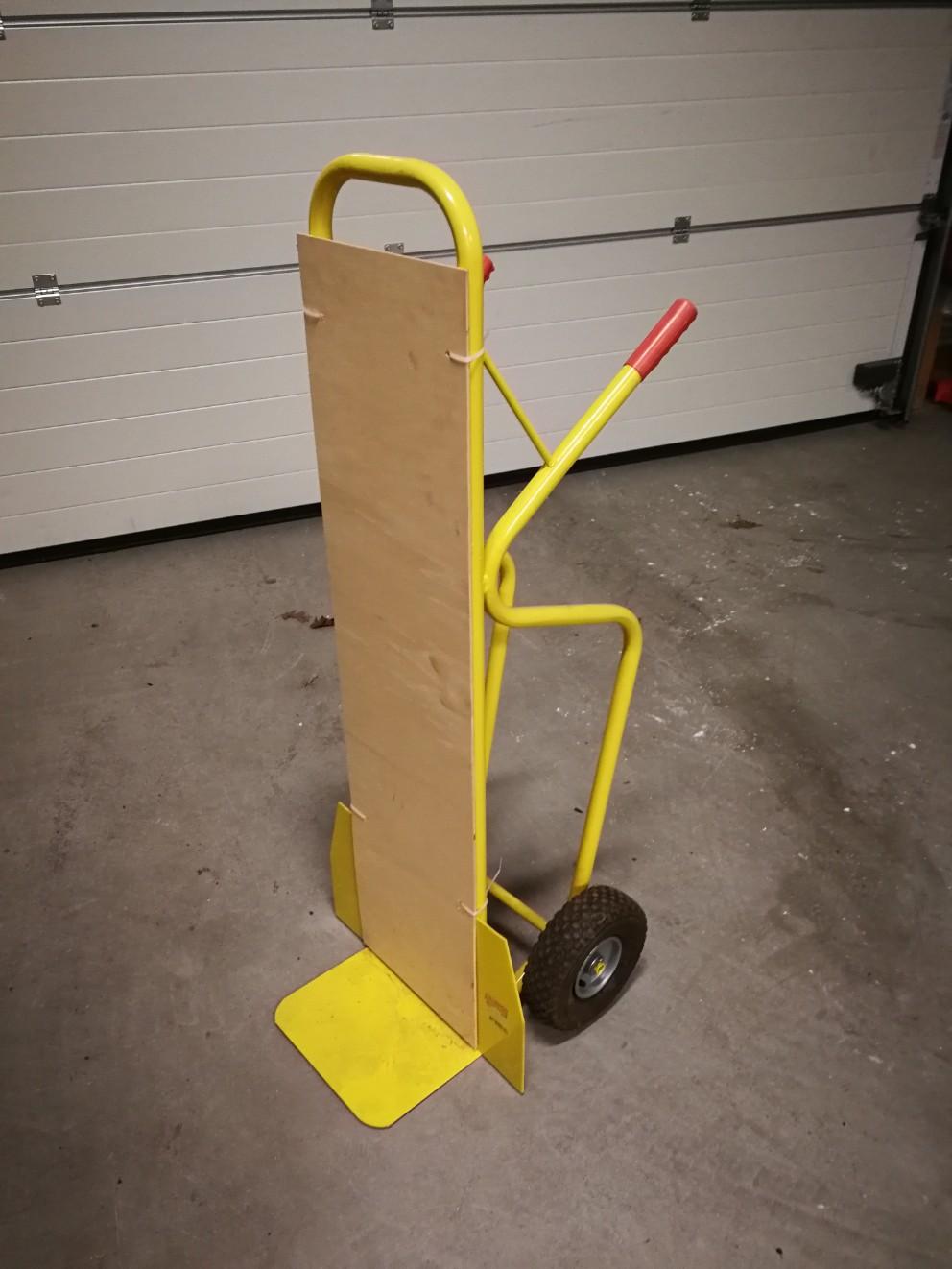 Kistenwagen Trolley in 9444 Diepoldsau for CHF 25.00 for sale Shpock