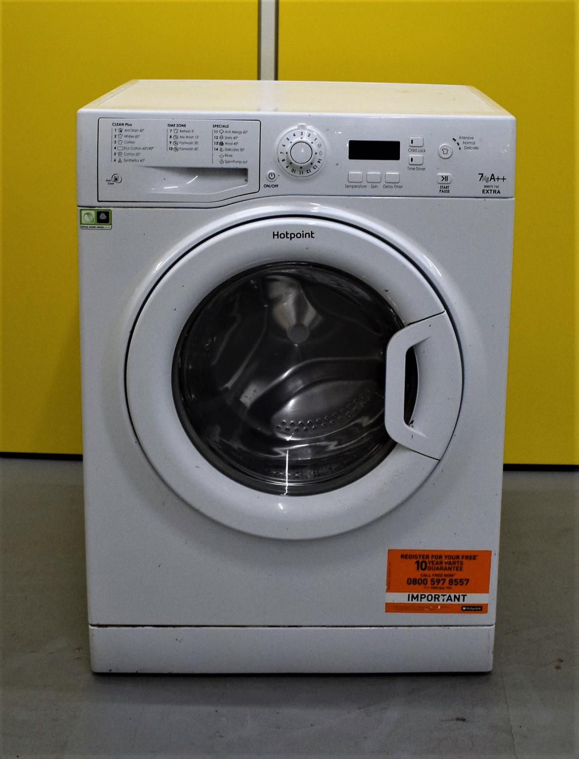 Hotpoint WMXTF 742 A++ Washing Machine in TW8 London for £