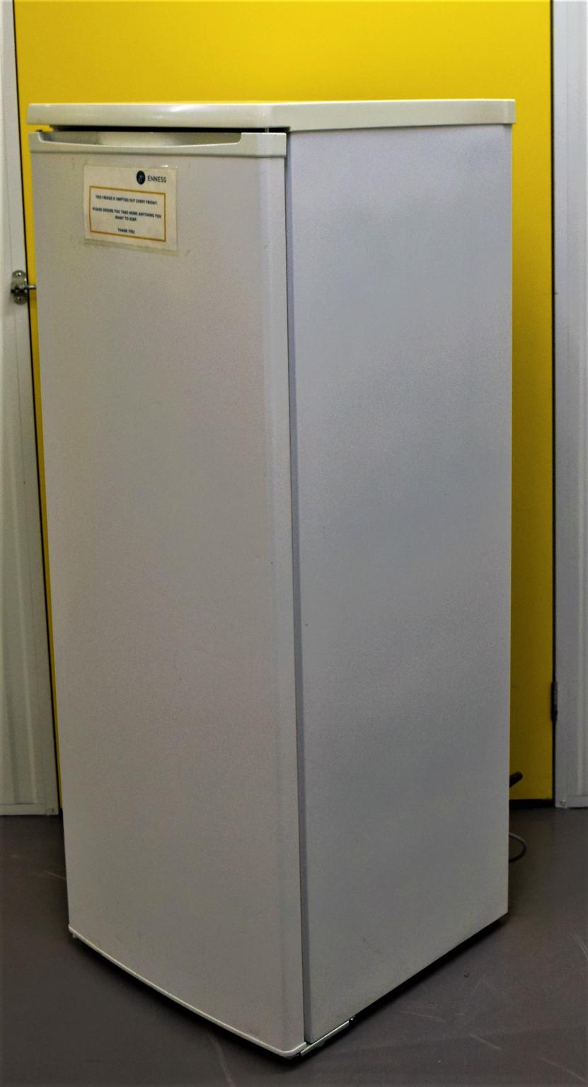 Currys Essentials Larder fridge in TW8 Hounslow for £70.00 for sale
