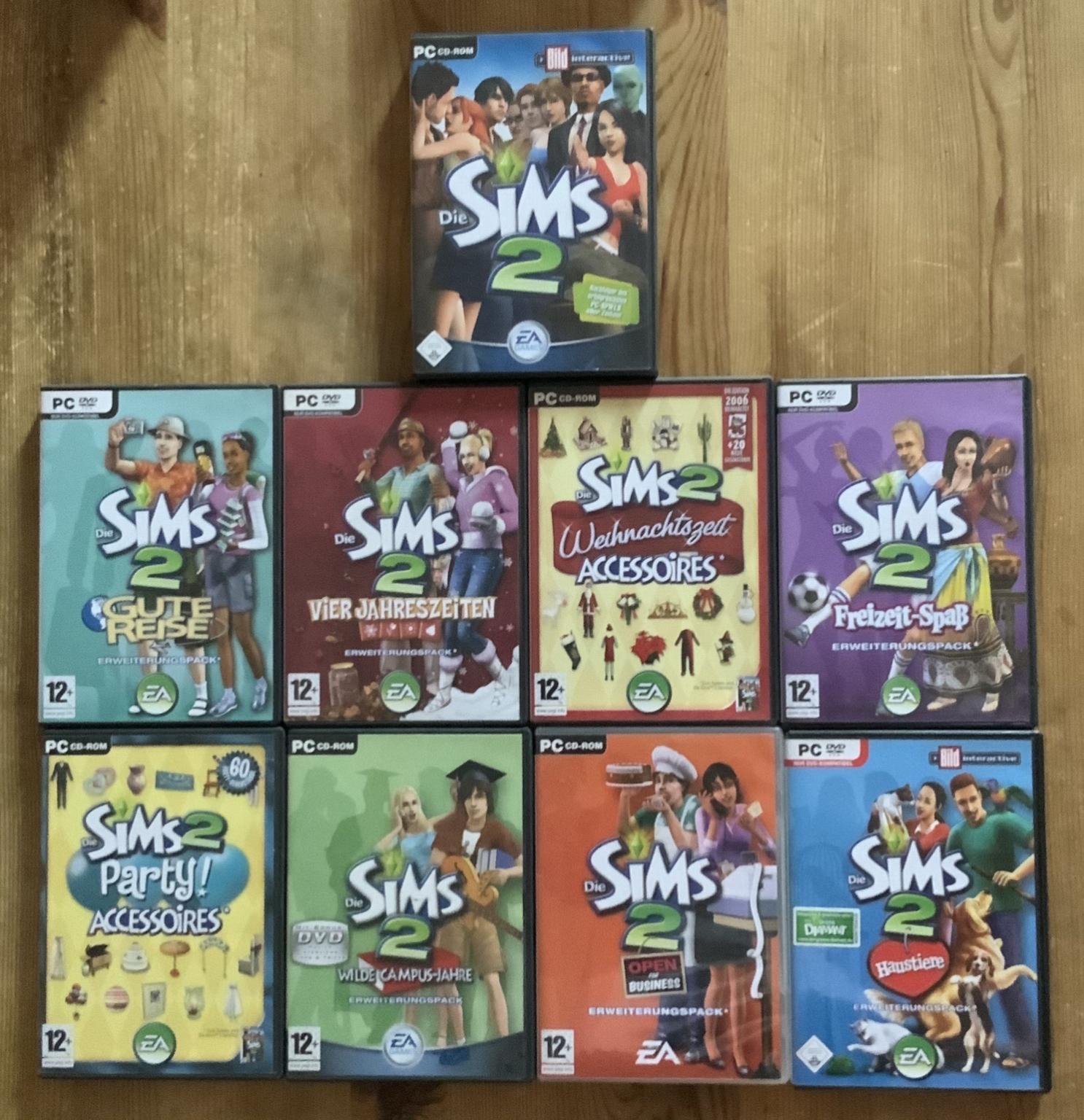 Die Sims 2 + Erweiterungen in 8282 Bad Loipersdorf für € 5,00 zum