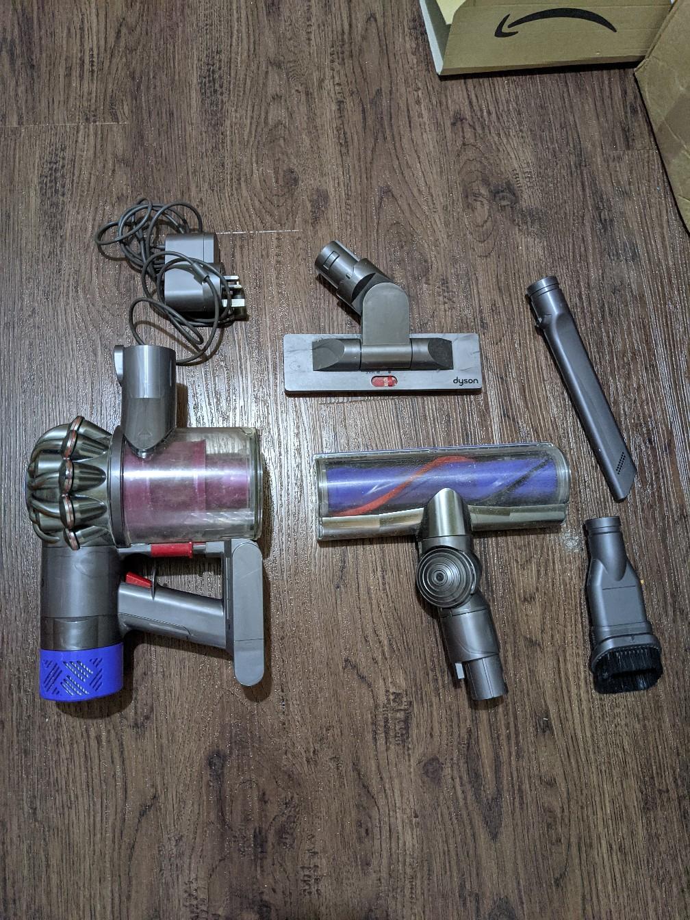 Dyson V6 Absolute Parts in HA8 London for £125.00 for sale Shpock