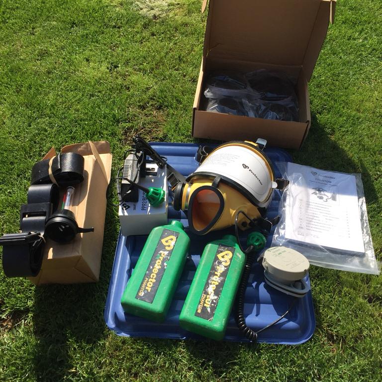 Asbestos full face mask Scott phantom in Rotherham for £90.00 for sale