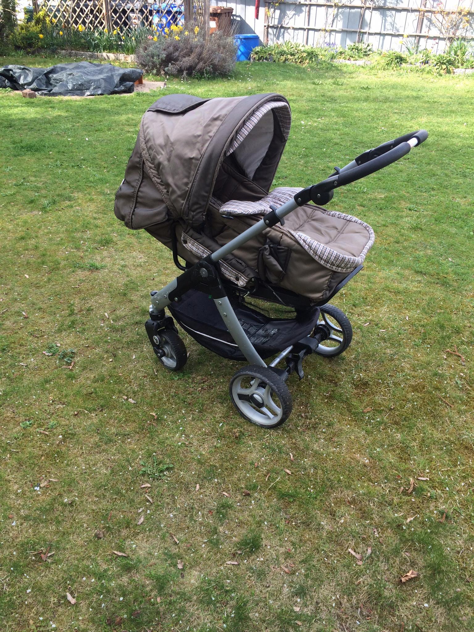 Kinderwagen Teutonia Cosmo 2012 mit Zubehör in 81379