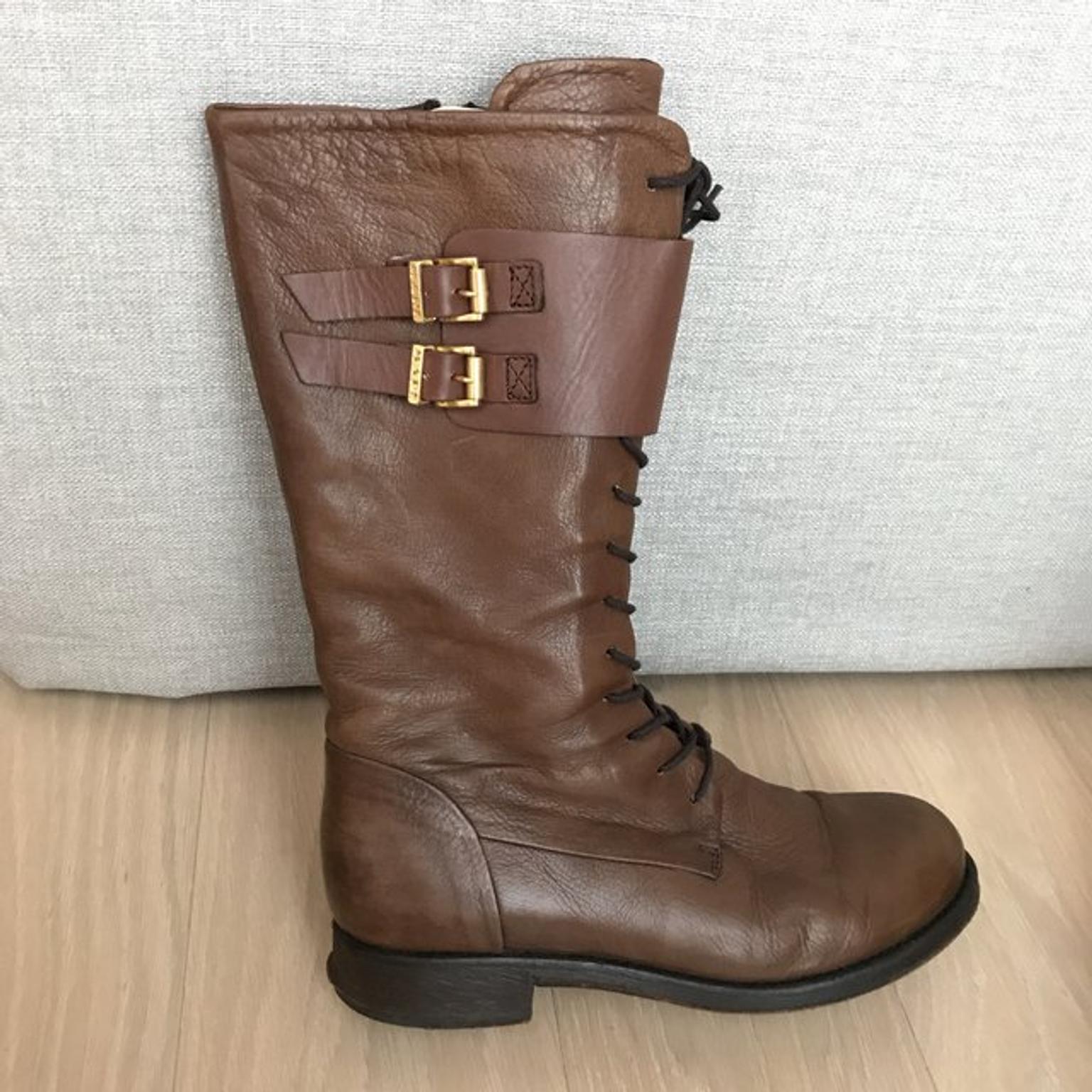 Anfibi donna in pelle in 20123 Milano for €60.00 for sale