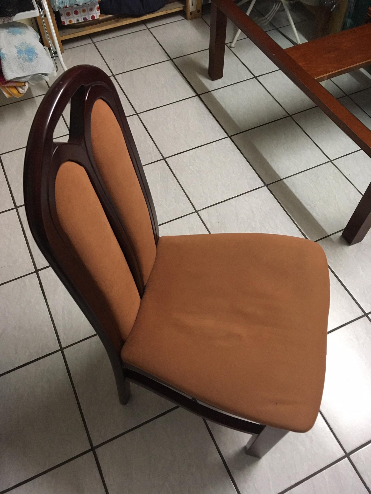 Mahagoni Tisch inkl. 6 Stühle (Essgruppe) in 50937 Köln for €150.00 for