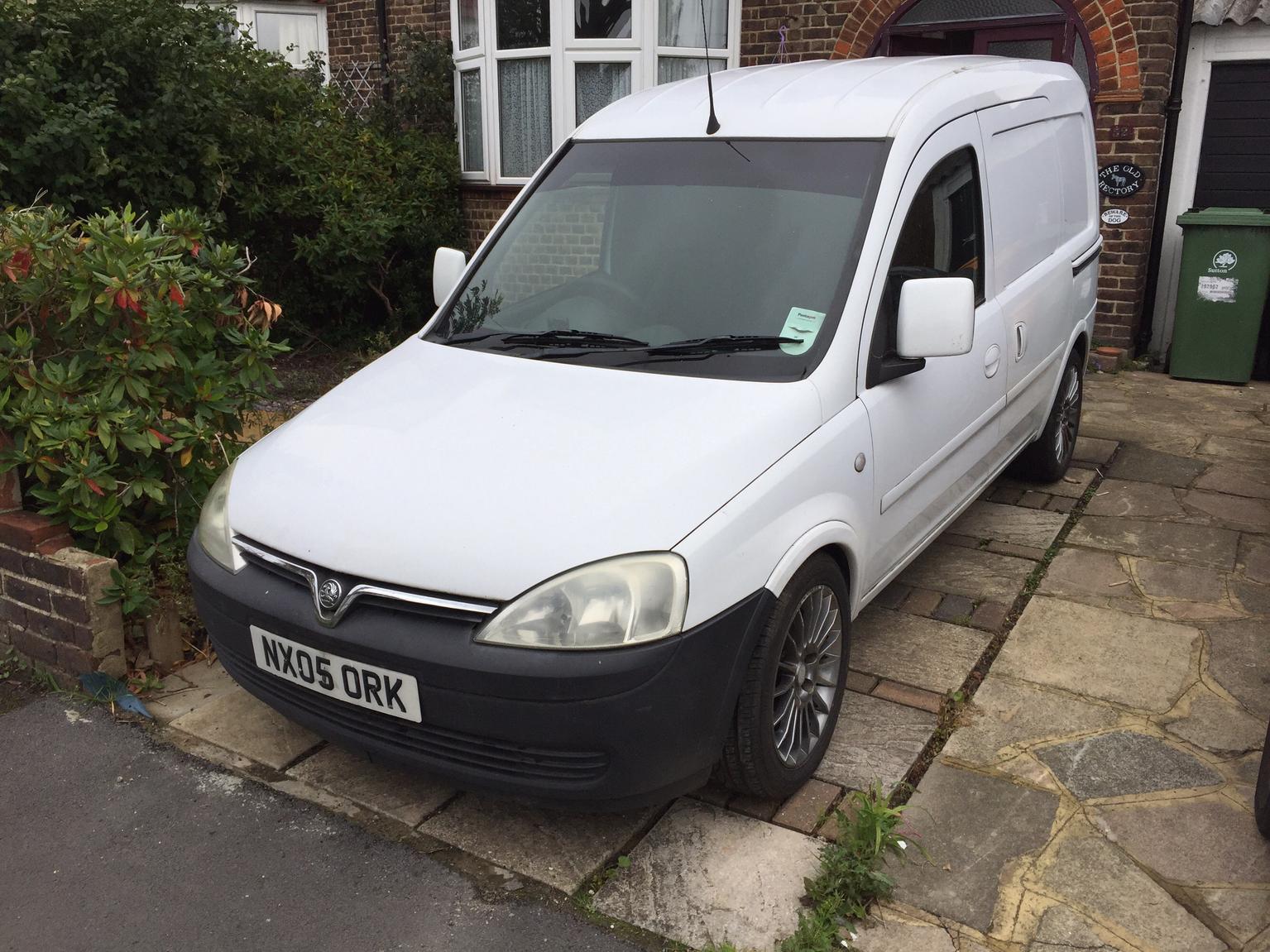 Vauxhall combo 1.7cdti in KT4 Park for £600.00 for sale Shpock