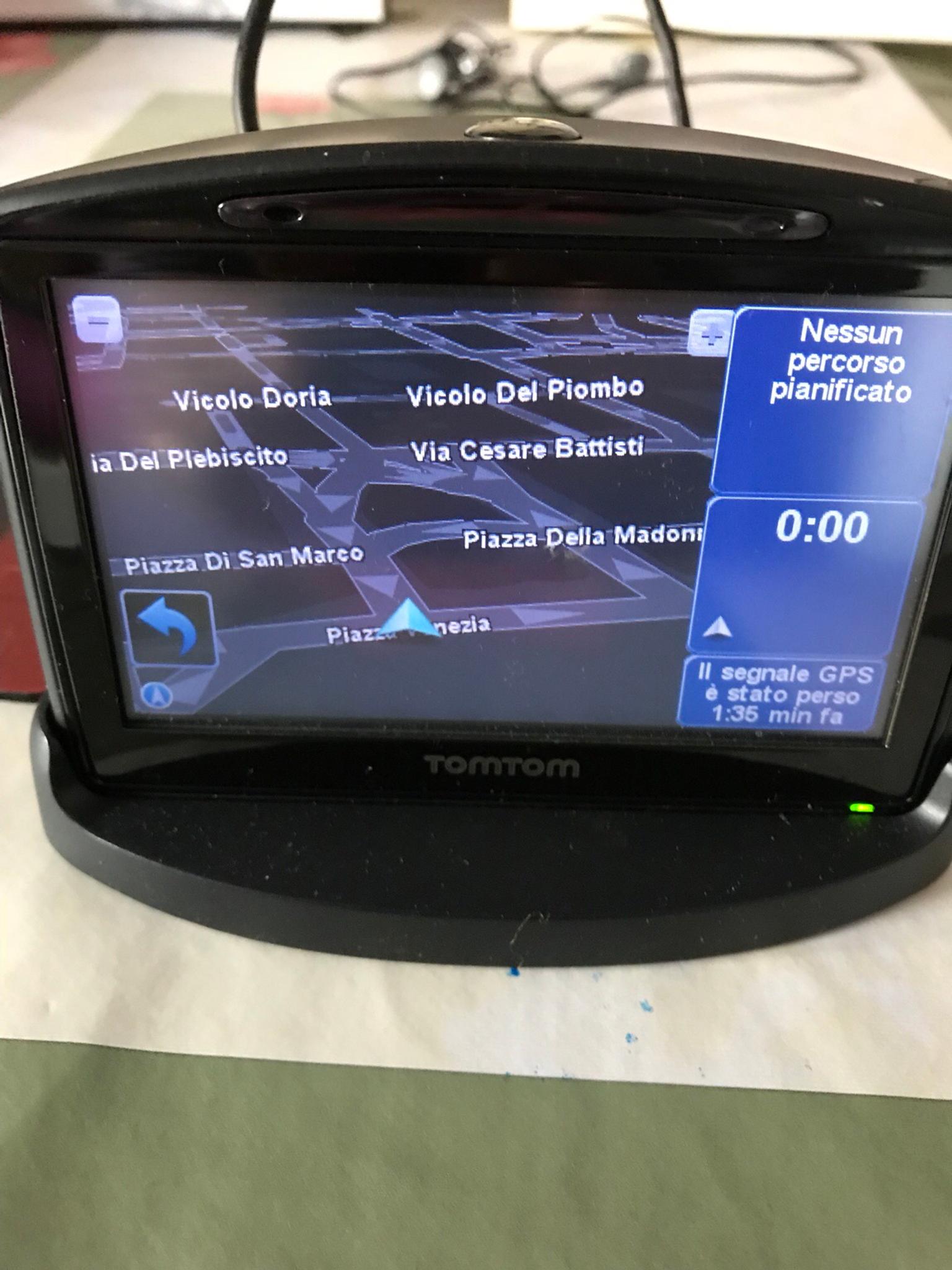 Navigatore TomTom Go 930+microsd 8 gb in 20134 Milan for €