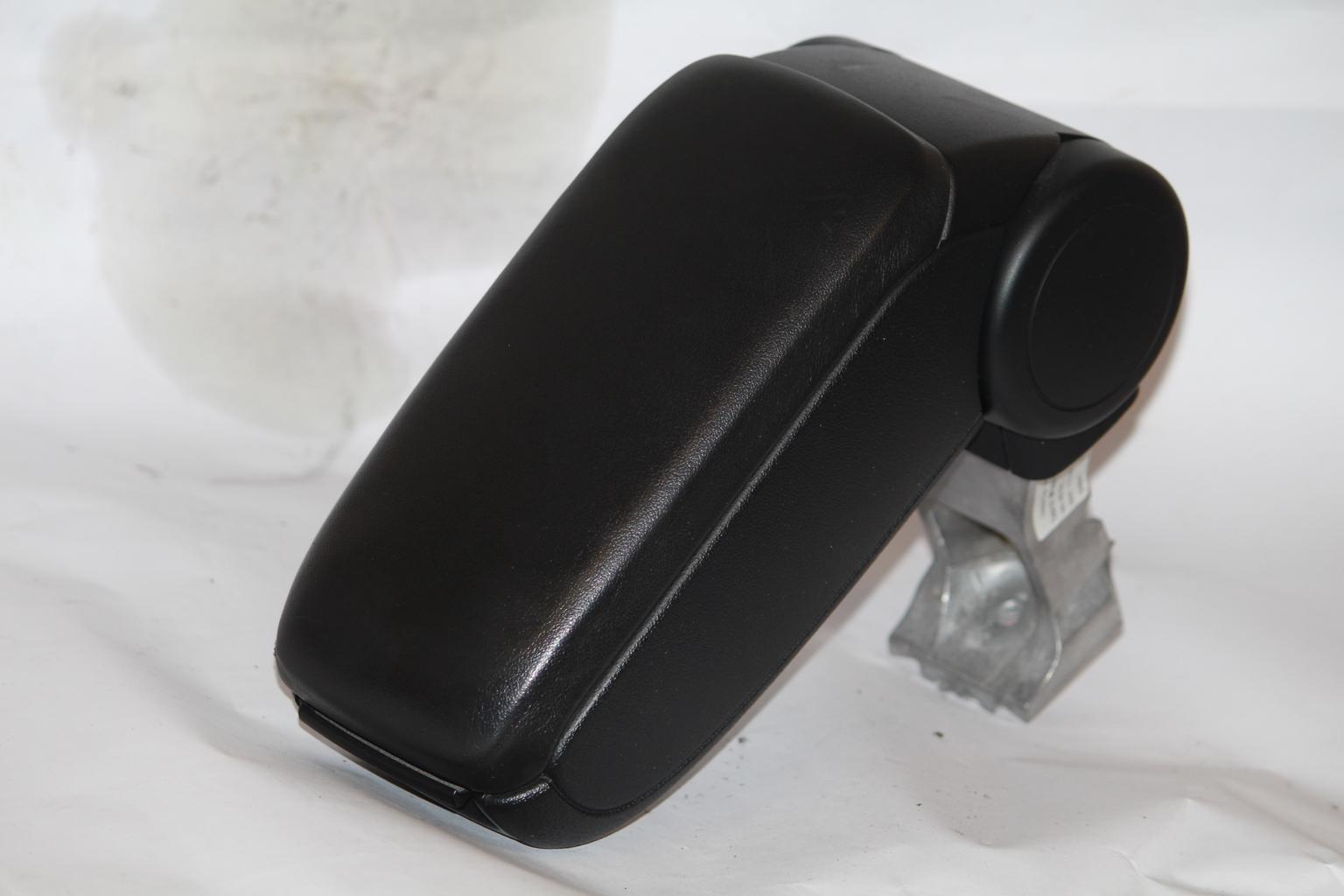 AUDI A3 S3 S LINE LEATHER ARM REST ARMREST in LE2 Leicester for £65.00