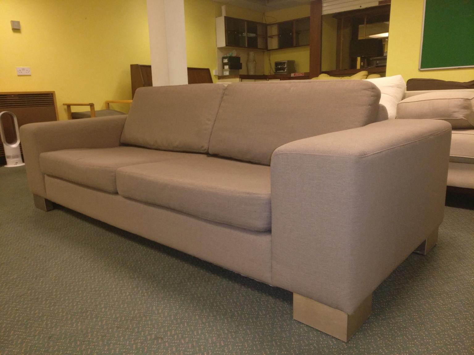 tv comparison 2 Seater Couches At Fair Price