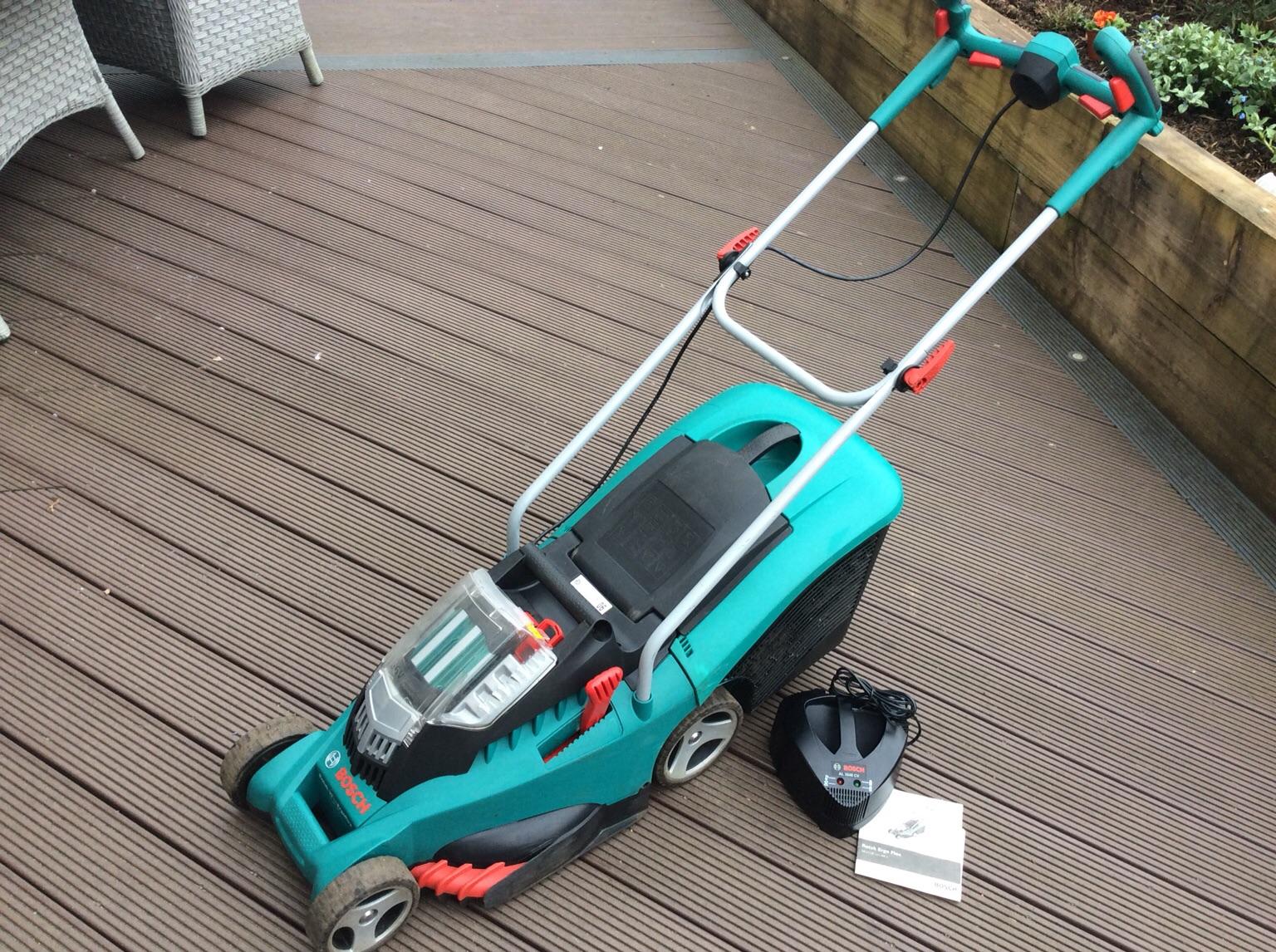 Bosch Rotak 37Li cordless lawnmower in B48 Bromsgrove for