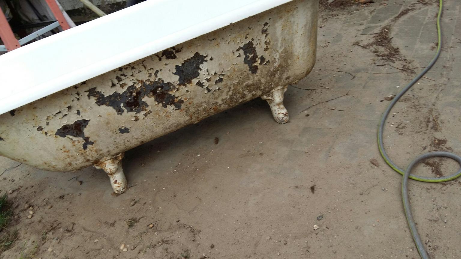 Badewanne, freistehen Wanne, Löwenfüße in 14823 Niemegk für 95,00 € zum