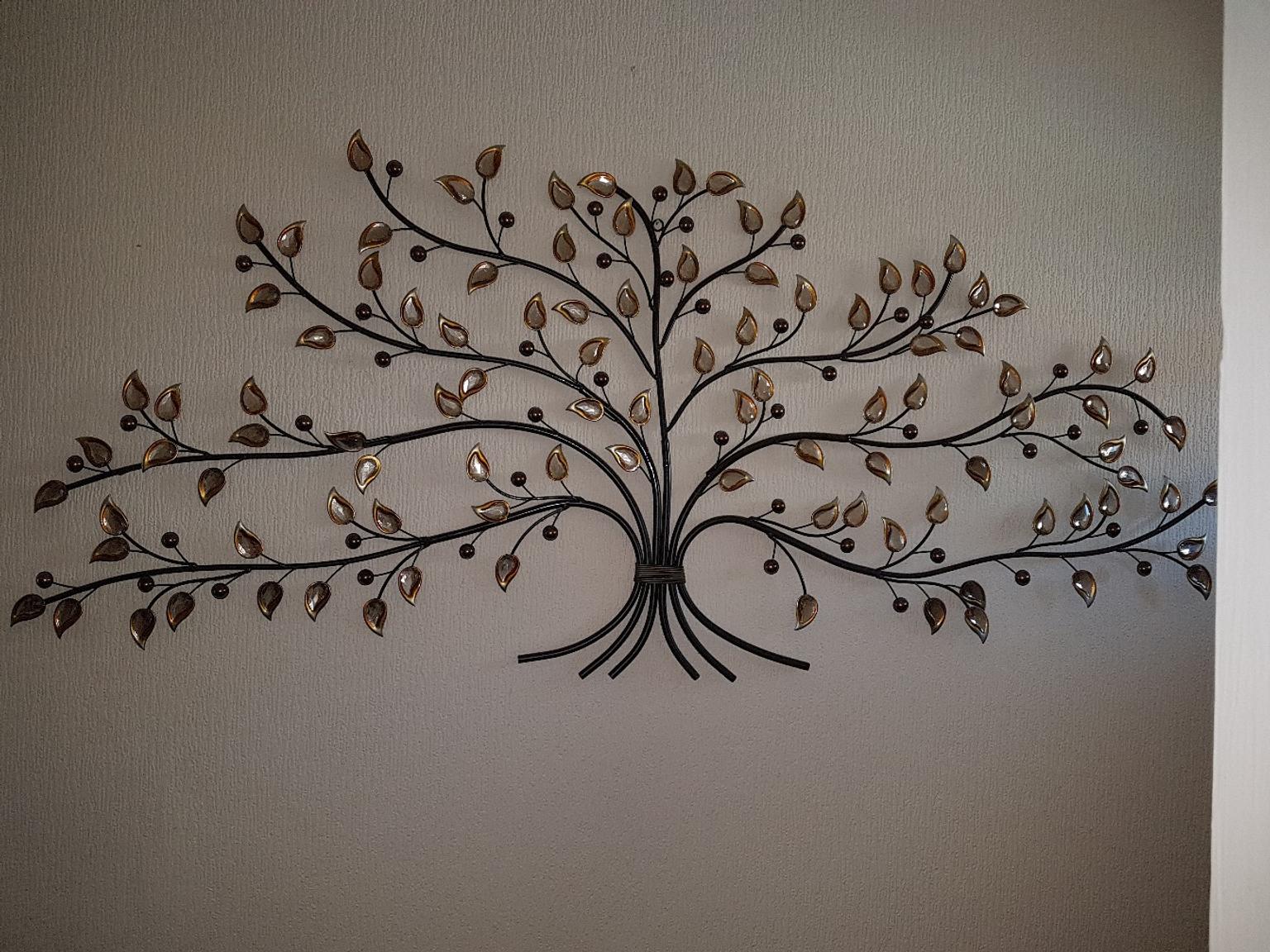 Gold and broen tree metal wall art in DY4 Sandwell for £13