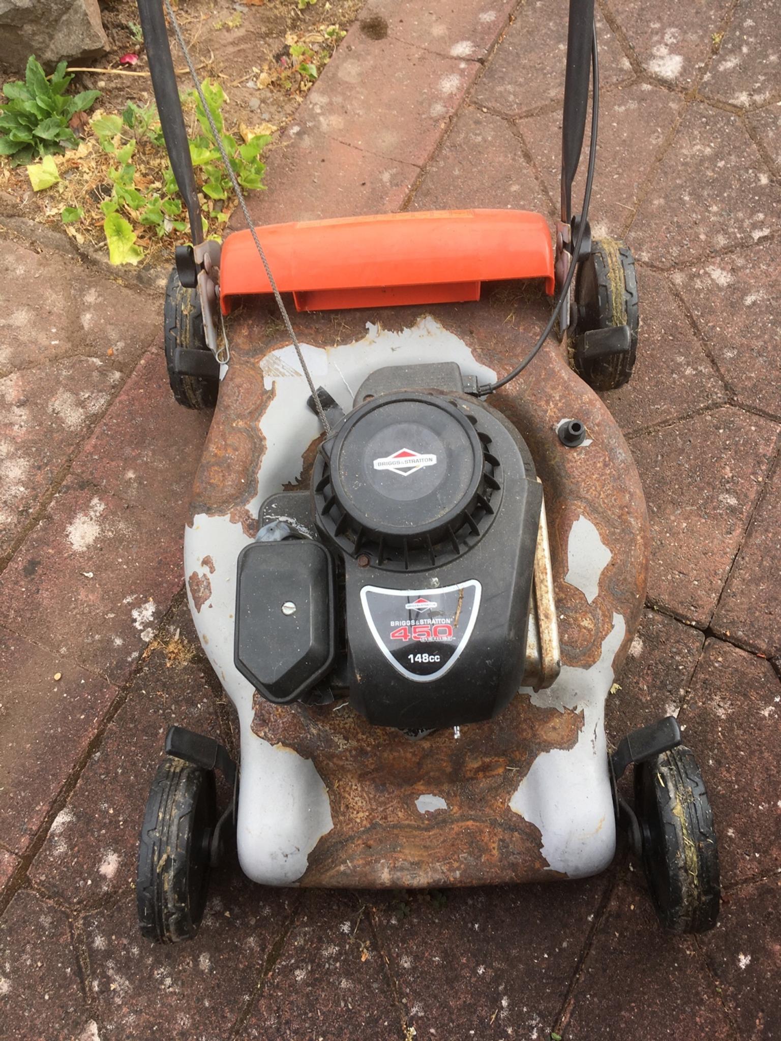 Petrol lawn mowers Sovereign and Flymo in Coventry for £25.00 for